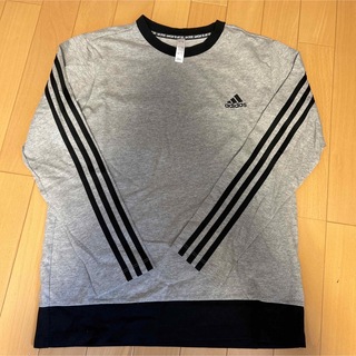 アディダス(adidas)のadidas アディダス　ロングTシャツ(Tシャツ/カットソー)