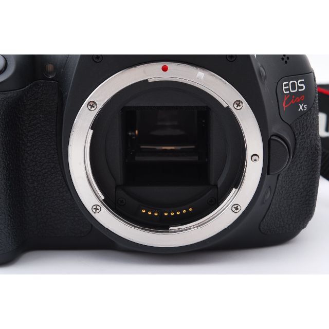Canon(キヤノン)のCanon EOS Kiss X5 ボディ【ショット数8,091回】 スマホ/家電/カメラのカメラ(デジタル一眼)の商品写真