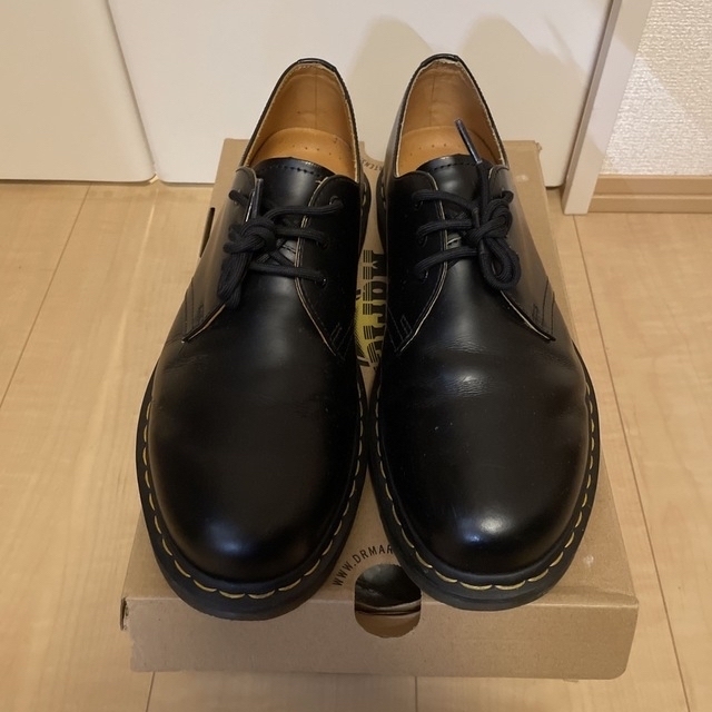Dr.Martens(ドクターマーチン)のDr.Martens 3ホール ブラック uk9  ドクターマーチン  メンズの靴/シューズ(ドレス/ビジネス)の商品写真