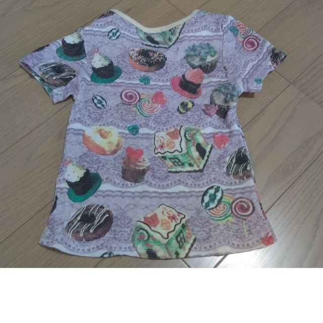 FORTY ONE(フォーティーワン)のフォーティーワン　Tシャツ　お菓子の家　100サイズ キッズ/ベビー/マタニティのキッズ服女の子用(90cm~)(Tシャツ/カットソー)の商品写真