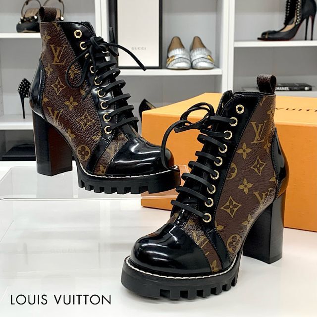 LOUIS VUITTON(ルイヴィトン)の6186 ヴィトン スタートレイルライン モノグラム レザー アンクルブーツ レディースの靴/シューズ(ブーツ)の商品写真