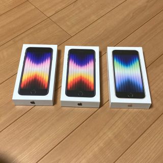 アイフォーン(iPhone)のぽっぽ様専用新品iPhone SE (第3世代) 64GB SIMフリー 3台 (スマートフォン本体)