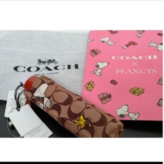 コーチ(COACH)のCOACH×PEANUTS　ミニアンブレラ(傘)