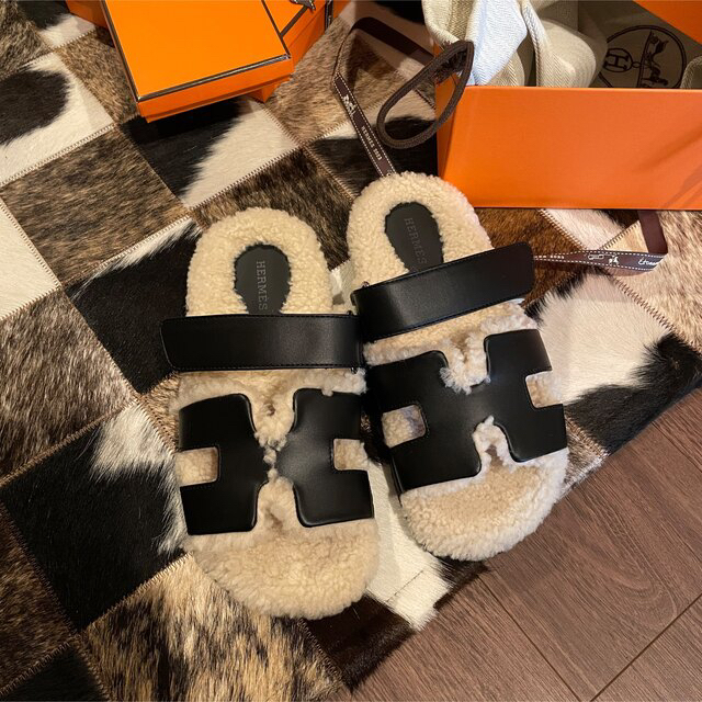 新品★ エルメス シプレ ムートンサンダル