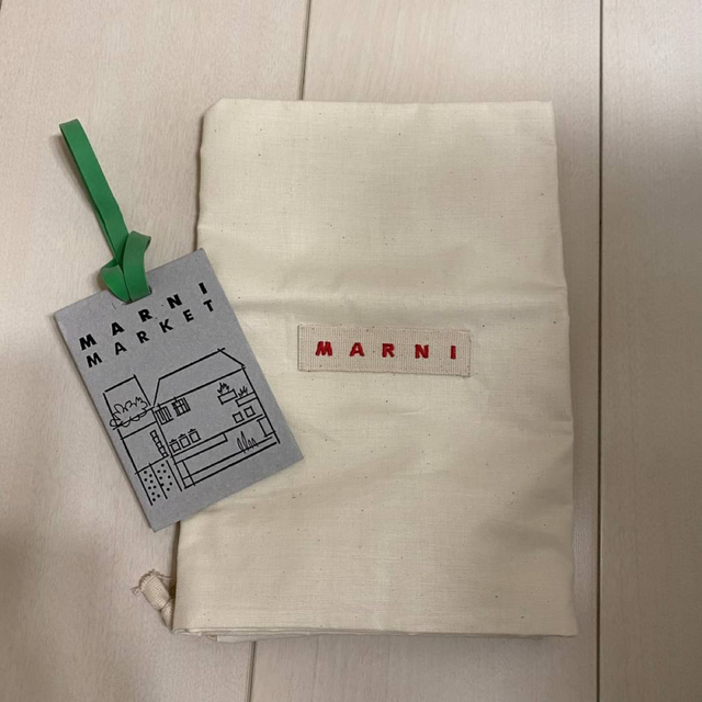 Marni(マルニ)のMARNI マルニ フラワーカフェ クロシェハンドバッグ レディースのバッグ(ハンドバッグ)の商品写真