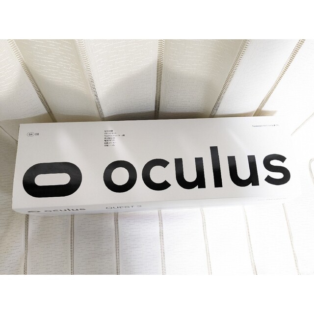 オキュラス クエスト2  64GB Oculus Quest エンタメ/ホビーのゲームソフト/ゲーム機本体(家庭用ゲーム機本体)の商品写真