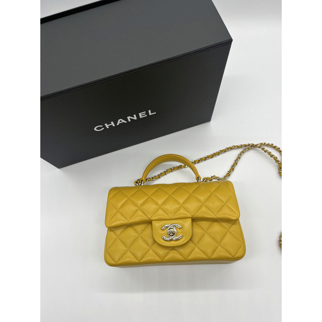 CHANEL(シャネル)の新品 CHANEL トップハンドル フラップバッグ シャネル レディースのバッグ(ショルダーバッグ)の商品写真