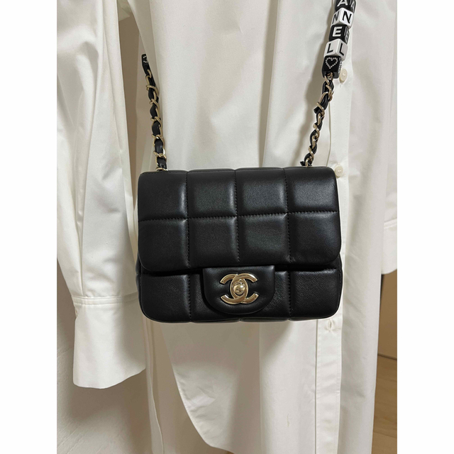 CHANEL(シャネル)の新品 CHANEL フラップバッグ ミニマトラッセ シャネル レディースのバッグ(ショルダーバッグ)の商品写真