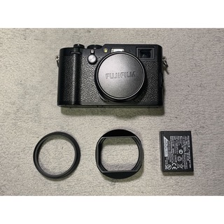 フジフイルム(富士フイルム)の富士フイルム　x100F(コンパクトデジタルカメラ)