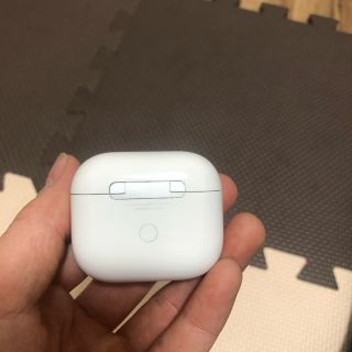 AirPods 第3世代　純正品充電器のみ　アップル本物です