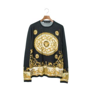 ヴェルサーチ(VERSACE)のVERSACE ニット・セーター 52(XL位) 黒x黄x白(総柄) 【古着】【中古】(ニット/セーター)