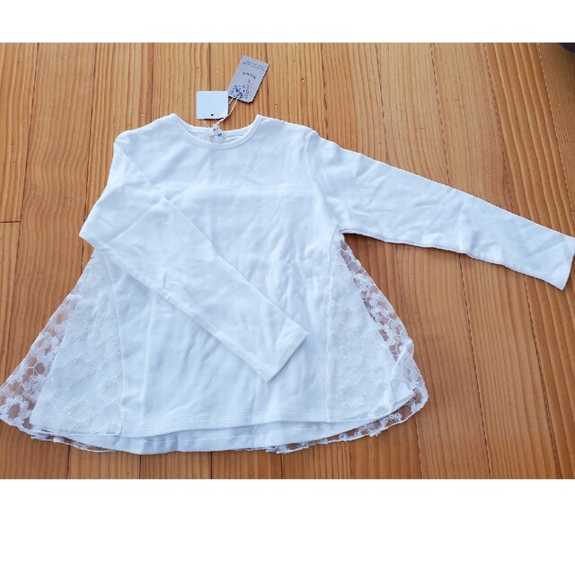 F.O.KIDS(エフオーキッズ)の新品タグ付き　白　トップス キッズ/ベビー/マタニティのキッズ服女の子用(90cm~)(Tシャツ/カットソー)の商品写真