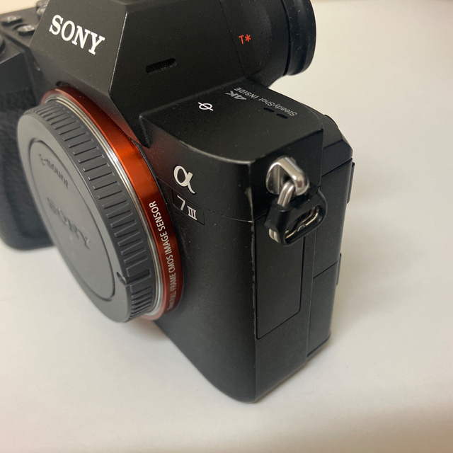 SONY(ソニー)のSONY デジタル一眼カメラ α7 III ILCE-7M3 7,000回未満 スマホ/家電/カメラのカメラ(ミラーレス一眼)の商品写真