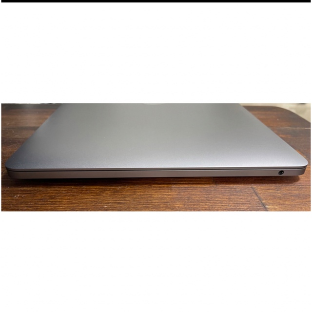 Apple(アップル)のMacBook Pro 2017 13.3インチ スマホ/家電/カメラのPC/タブレット(ノートPC)の商品写真