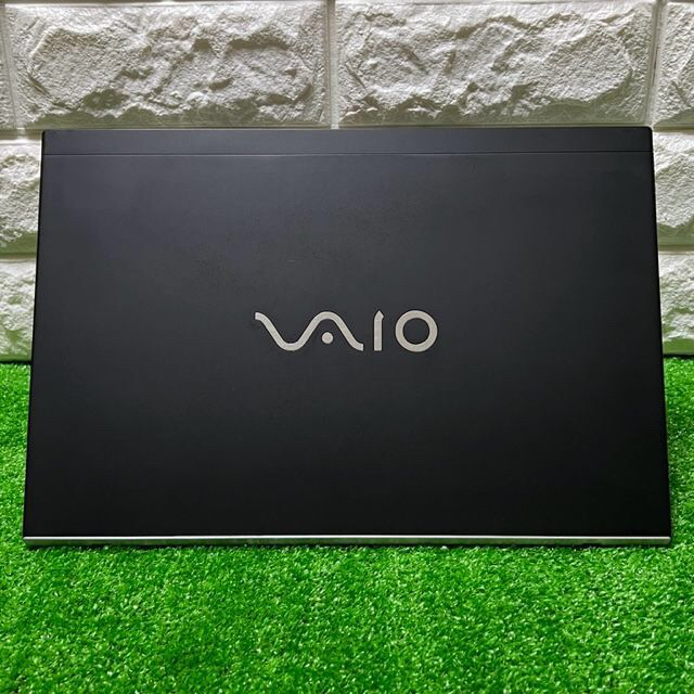 VAIO(バイオ)の動作良好！薄型軽量！第8Corei5！爆速SSD搭載！VAIO Pro PG スマホ/家電/カメラのPC/タブレット(ノートPC)の商品写真