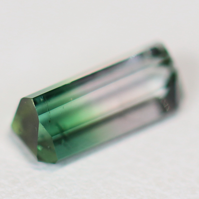 冬の華 『天然バイカラートルマリン』1.45ct アフガニスタン産 ルース