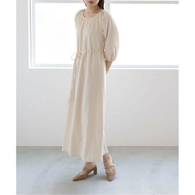 RANDA(ランダ)の【BEIGE】【1】デニム風フレアワンピース レディースのワンピース(ロングワンピース/マキシワンピース)の商品写真