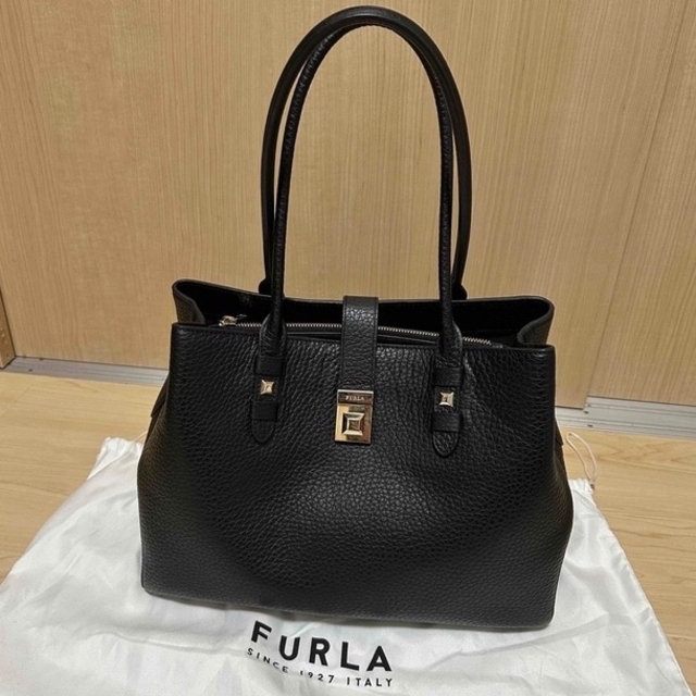 美品！FURLA♡トートバッグトートバッグ