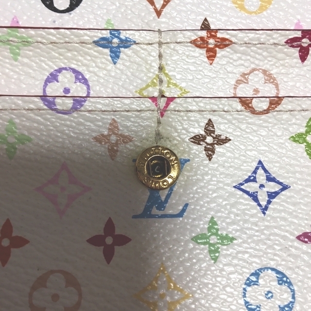 LOUIS VUITTON(ルイヴィトン)のルイヴィトン　LOUISVUITTON   長財布　マルチカラー レディースのファッション小物(財布)の商品写真