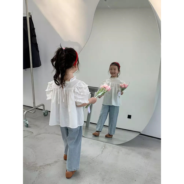 キッズ チュニック ブラウス ホワイト フリル 110 女の子 春 キッズ/ベビー/マタニティのキッズ服女の子用(90cm~)(ブラウス)の商品写真