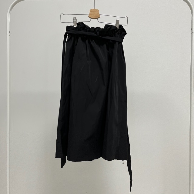 ZARA(ザラ)のZARA BASIC スカート ブラック XSサイズ レディースのスカート(ロングスカート)の商品写真