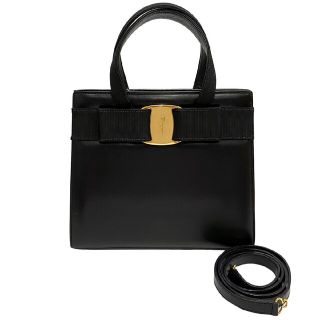 極 美品 Salvatore Ferragamo フェラガモ ヴァラリボン 金具 カーフ 