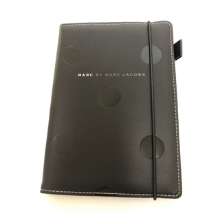 マークバイマークジェイコブス(MARC BY MARC JACOBS)の新品未使用★マークバイマークジェイコブス 手帳 ノベルティ(カレンダー/スケジュール)