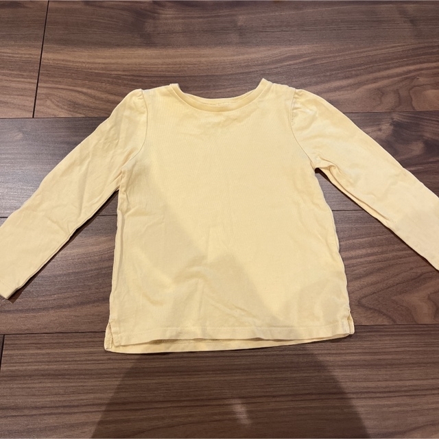 NEXT(ネクスト)のnext 長袖Tシャツ２枚セット（緑、黄） キッズ/ベビー/マタニティのキッズ服女の子用(90cm~)(Tシャツ/カットソー)の商品写真