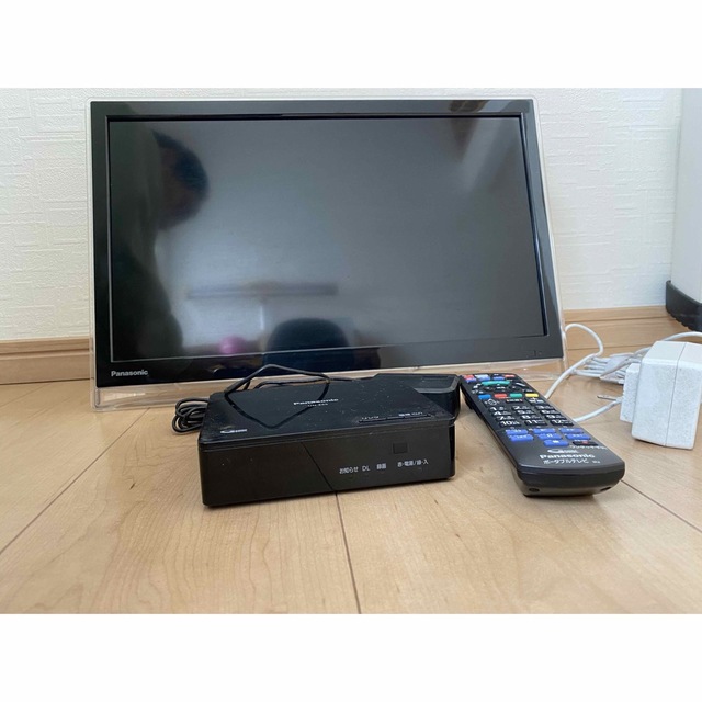 テレビ UN-19F6Dテレビ/映像機器