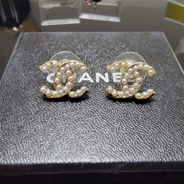 確実正規品 CHANEL ゴールド パール ピアス - ピアス