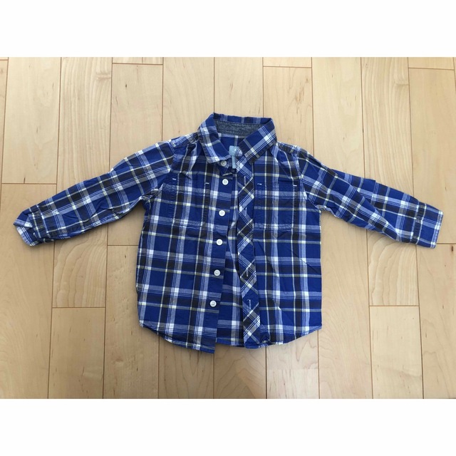 babyGAP(ベビーギャップ)のbaby GAP ブルー　チェックシャツ　110サイズ キッズ/ベビー/マタニティのキッズ服男の子用(90cm~)(ブラウス)の商品写真