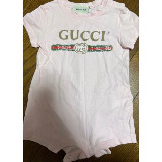 グッチ(Gucci)のロンパースと帽子のセット(ロンパース)