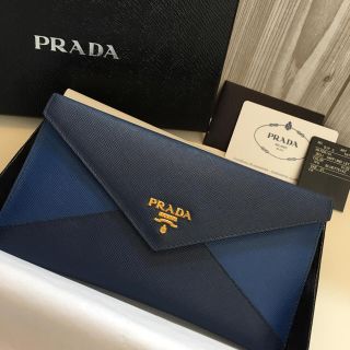 プラダ(PRADA)のふじ様専用♡極美品PRADA長財布 ネイビー バイカラー パスポートケース (財布)