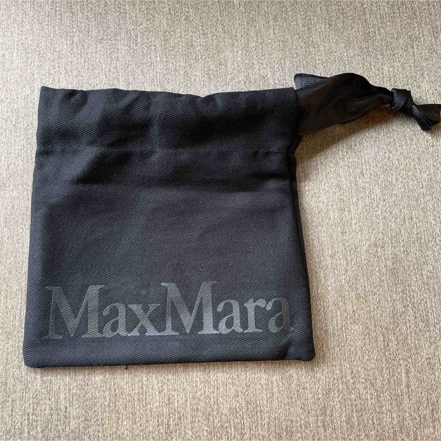 MaxMara  ノベルティ  キーホルダー型コインケース 4