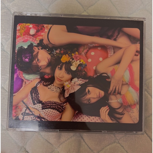 AKB48(エーケービーフォーティーエイト)のへビーローテーション　　AKB48 CD＋DVD エンタメ/ホビーのDVD/ブルーレイ(アイドル)の商品写真