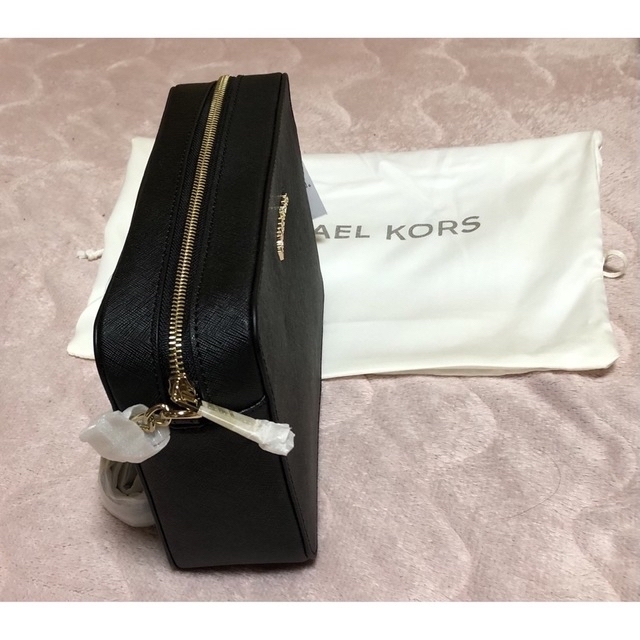 Michael Kors(マイケルコース)の【新品•未使用】MICHAEL KORS マイケルコース　ショルダーバッグ‼️ レディースのバッグ(ショルダーバッグ)の商品写真