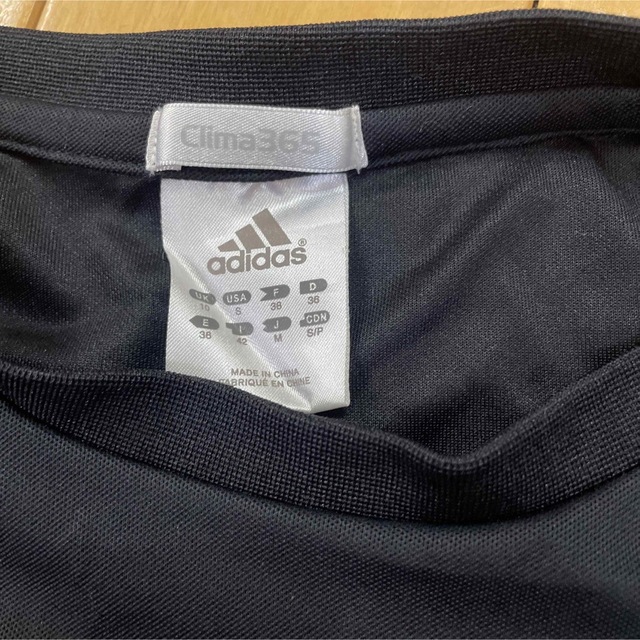 adidas(アディダス)のadidas☆Mサイズ☆半袖シャツ レディースのトップス(Tシャツ(半袖/袖なし))の商品写真