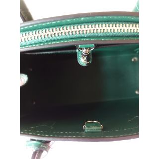 オンライン卸売販売 kate spade【新品】ノット クロコエンボス