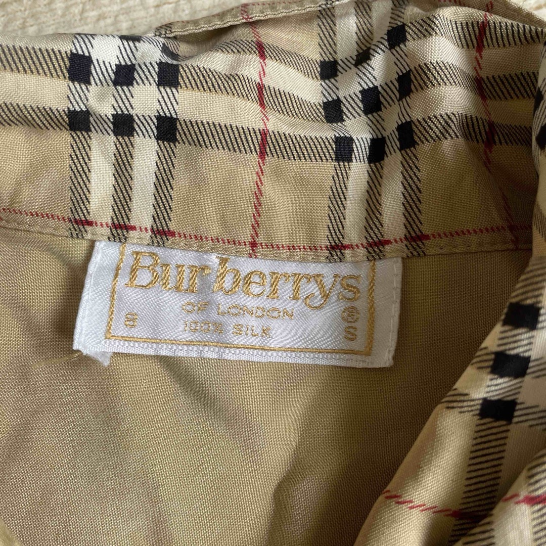 BURBERRY(バーバリー)の希少 サイズS バーバリー ノバチェック切り替え長袖シャツ シルク ベージュ レディースのトップス(シャツ/ブラウス(長袖/七分))の商品写真