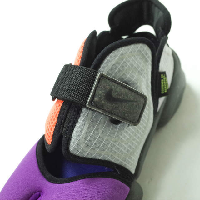 NIKE(ナイキ)のNIKE ナイキ W AQUA RIFT アクアリフト CW5876-074 US6(23cm) BLACK/VOLT-CONCORD-GREEN SPARK 足袋 サンダル スニーカー シューズ【中古】【NIKE】 レディースの靴/シューズ(スニーカー)の商品写真