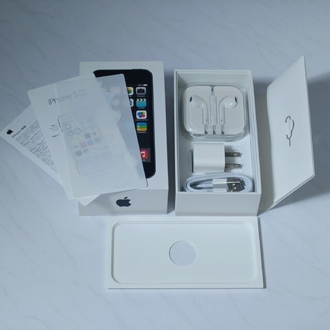 iPhone(アイフォーン)のiPhone5s 箱 付属品 ※iPhone本体は付属しません エンタメ/ホビーのコレクション(その他)の商品写真