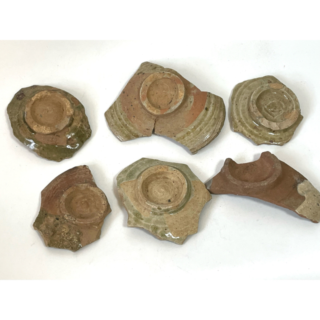 古唐津 陶片 6点 高台あり 発掘品 出土品 絵唐津 青唐津 唐津焼 古唐津 陶片 6点 高台あり 発掘品 出土品 絵唐津 青唐津 唐津焼