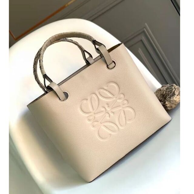 LOEWE アナグラム トートバッグ スモール (グレインカーフ) 【超特価