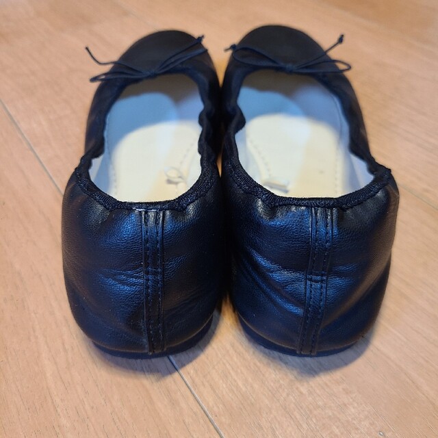 ZARA KIDS(ザラキッズ)の黒バレーシューズ35サイズ キッズ/ベビー/マタニティのキッズ靴/シューズ(15cm~)(フォーマルシューズ)の商品写真