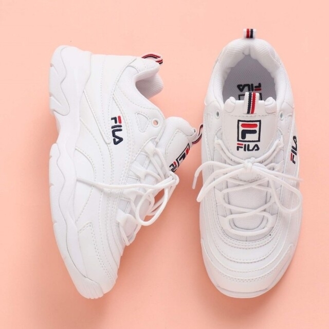 FILA(フィラ)のFILA FILARAY スニーカー　25.0㎝ レディースの靴/シューズ(スニーカー)の商品写真