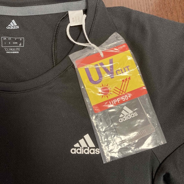 adidas(アディダス)の　新品　adidas アディダス　半袖　Tシャツ　スポーツ　レディース　 レディースのトップス(Tシャツ(半袖/袖なし))の商品写真