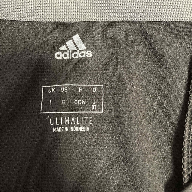 adidas(アディダス)の　新品　adidas アディダス　半袖　Tシャツ　スポーツ　レディース　 レディースのトップス(Tシャツ(半袖/袖なし))の商品写真