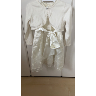 エイチアンドエム(H&M)の白いドレスとカーディガンセット(ドレス/フォーマル)