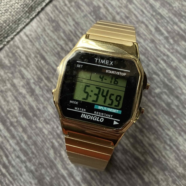 TIMEX(タイメックス)のTIMEX CLASSIC タイメックス　新品未使用品 メンズの時計(腕時計(デジタル))の商品写真