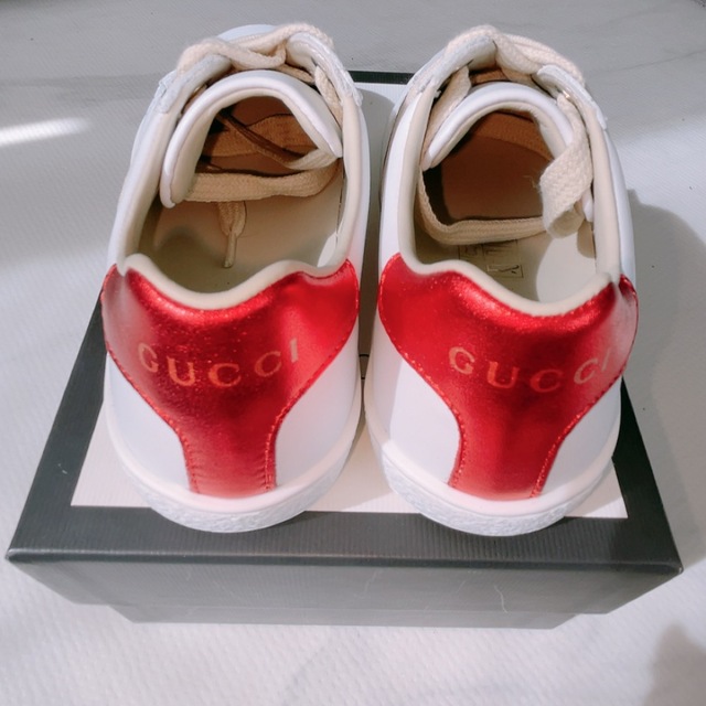 Gucci(グッチ)の【新品未使用】グッチ♡キッズ スニーカー キッズ/ベビー/マタニティのキッズ靴/シューズ(15cm~)(スニーカー)の商品写真